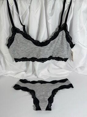 Aerie Gray Lace-Trim Bralette and Bikini thong Set - Black Lace Trim size XS